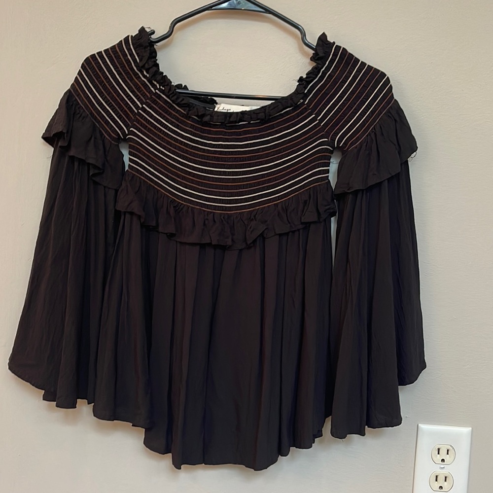 Vintage Havana Black off the shoulder blouse